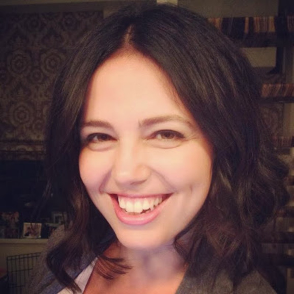 Meet your Posher, Lauren - Picture 1 of 1